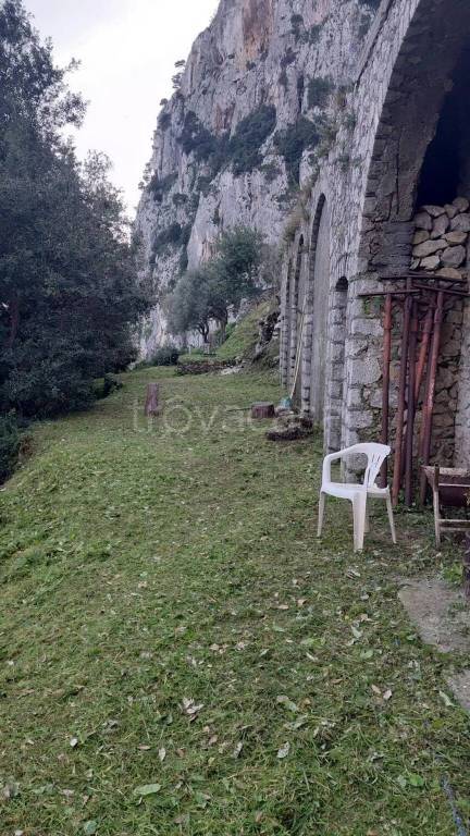 casa indipendente in vendita a Capri in zona Marina Piccola