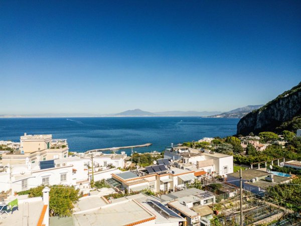 appartamento in vendita a Capri in zona Marina Grande