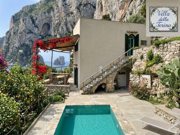casa indipendente in vendita a Capri in zona Marina Piccola