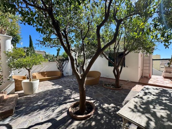 casa indipendente in vendita a Capri