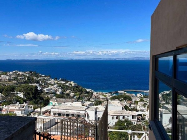 appartamento in vendita a Capri