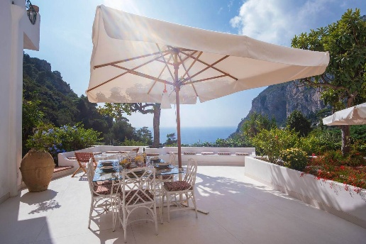 appartamento in vendita a Capri in zona Marina Piccola