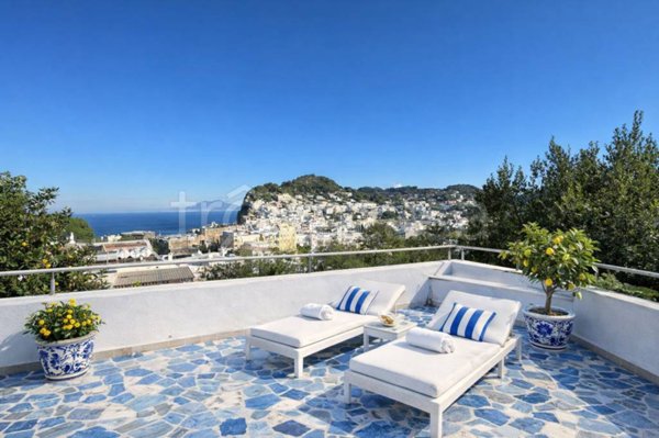 casa indipendente in vendita a Capri