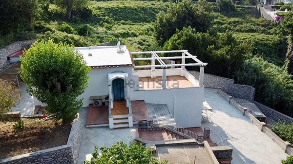 casa indipendente in vendita a Capri