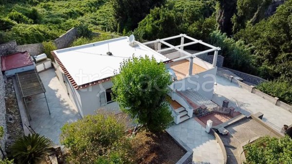 casa indipendente in vendita a Capri