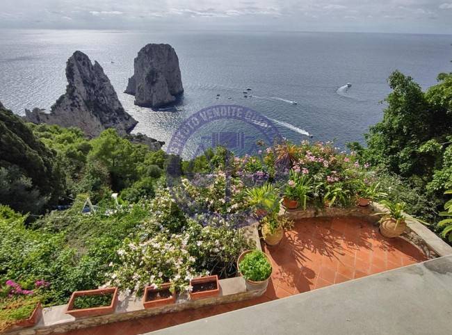 casa indipendente in vendita a Capri