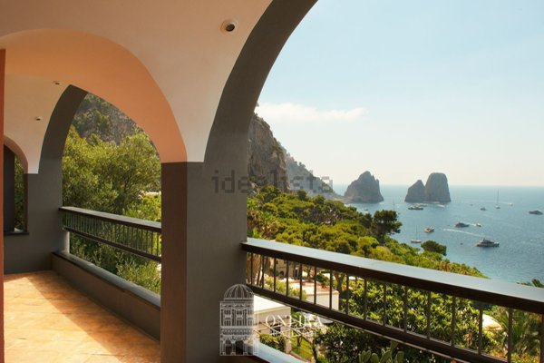 casa indipendente in vendita a Capri in zona Marina Piccola