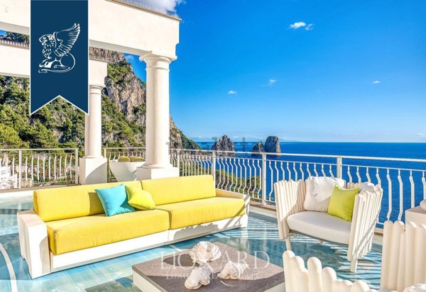 appartamento in vendita a Capri in zona Marina Piccola