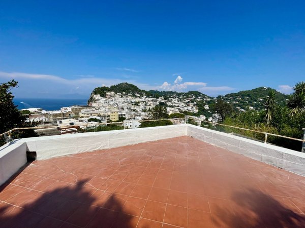 casa indipendente in vendita a Capri