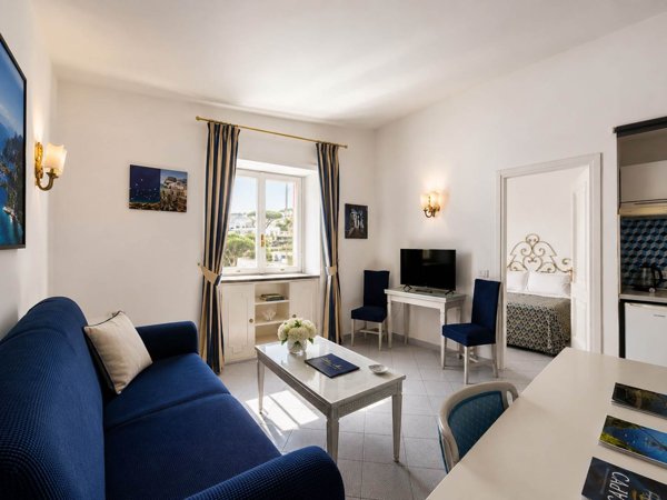 appartamento in vendita a Capri in zona Marina Grande