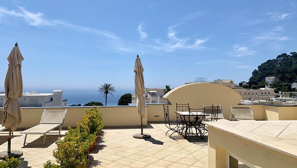 appartamento in vendita a Capri in zona Marina Grande