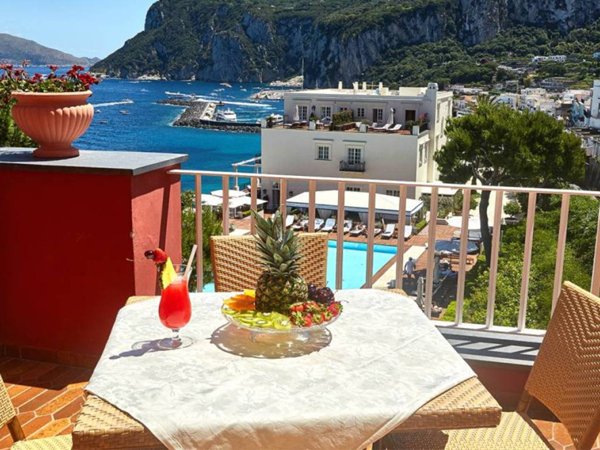 multiproprieta in vendita a Capri in zona Marina Grande