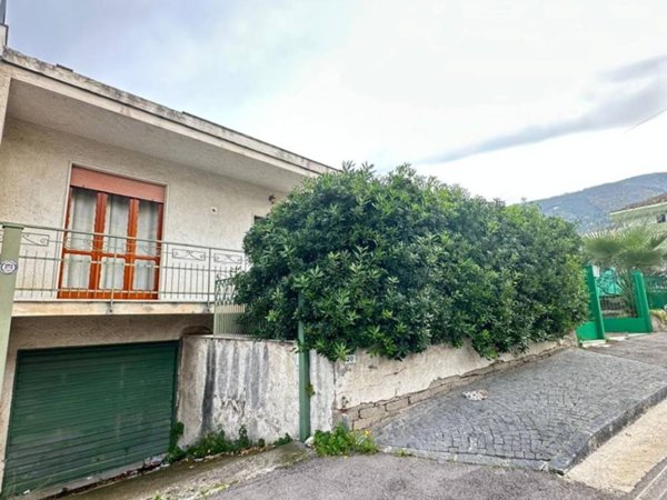 casa indipendente in vendita a Carbonara di Nola