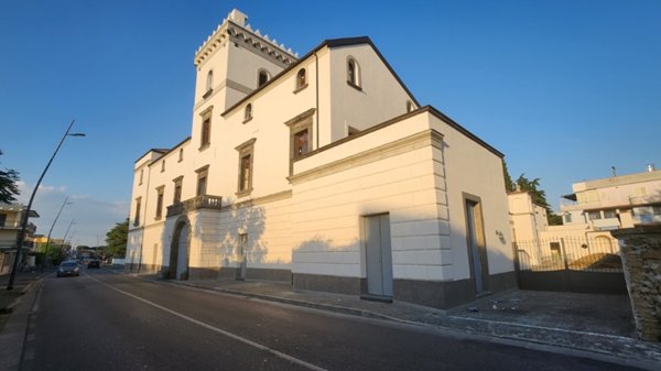 casa indipendente in vendita a Cardito