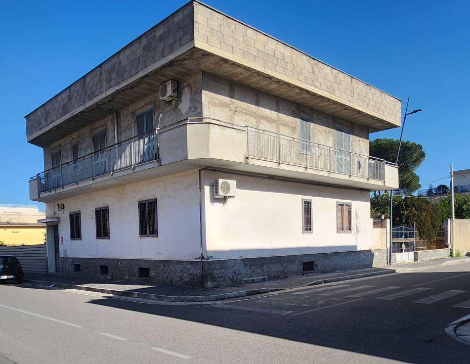 casa indipendente in vendita a Cardito