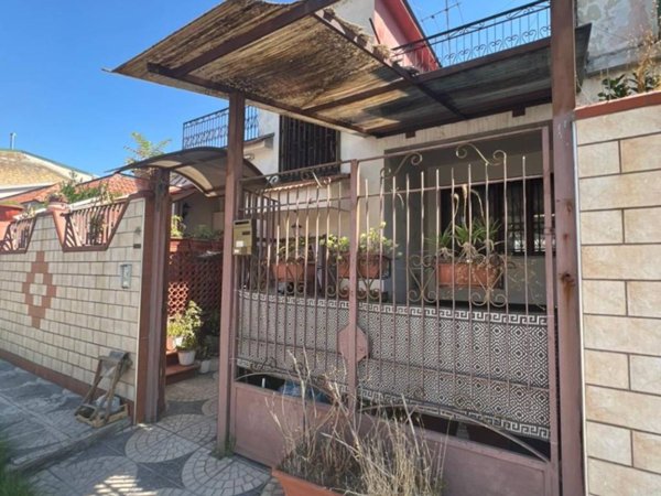 casa indipendente in vendita a Cardito