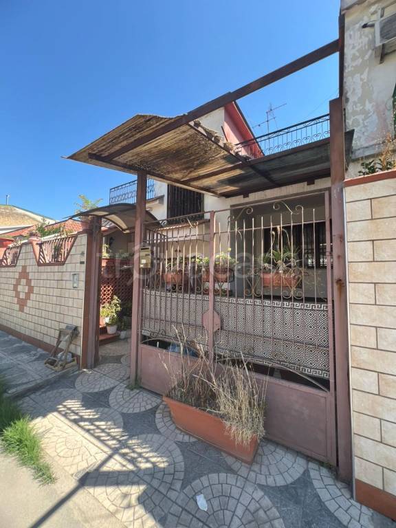casa indipendente in vendita a Cardito