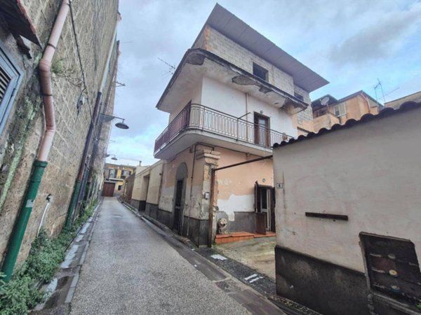 intera palazzina in vendita a Cardito