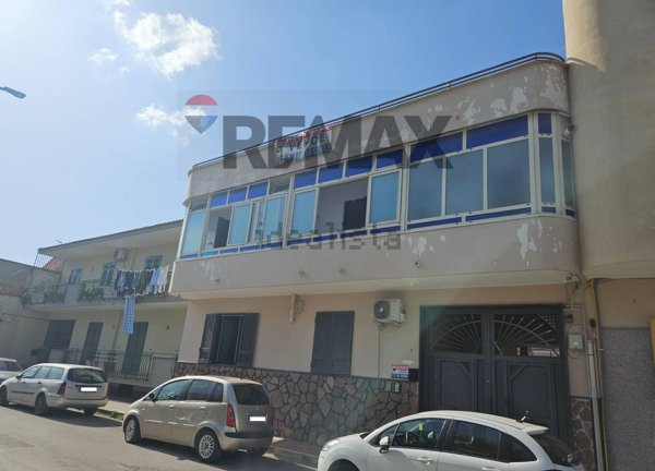 casa indipendente in vendita a Cardito in zona Carditello