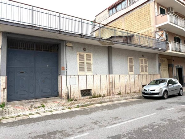 casa indipendente in vendita a Cardito