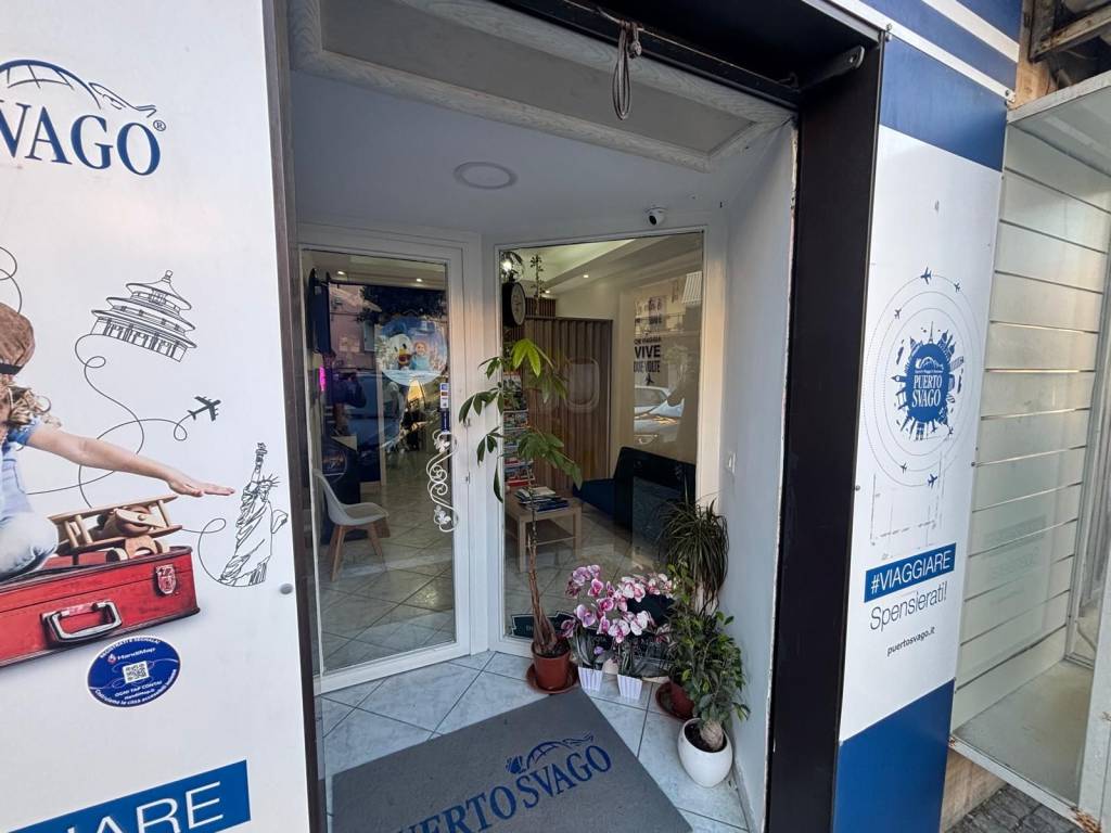 negozio in vendita a Cardito