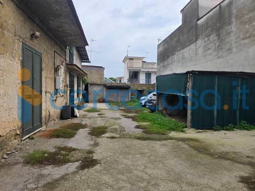 casa indipendente in vendita a Cardito