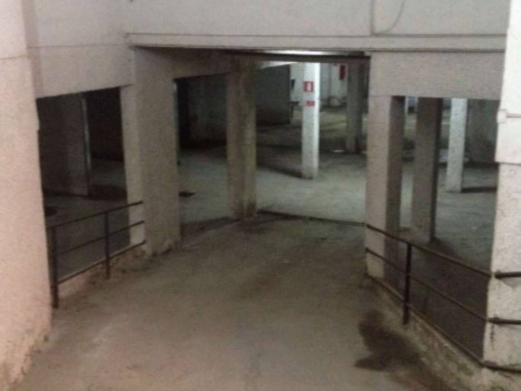 negozio in vendita a Casalnuovo di Napoli