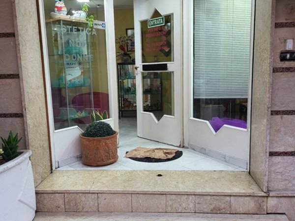 negozio in vendita a Casalnuovo di Napoli