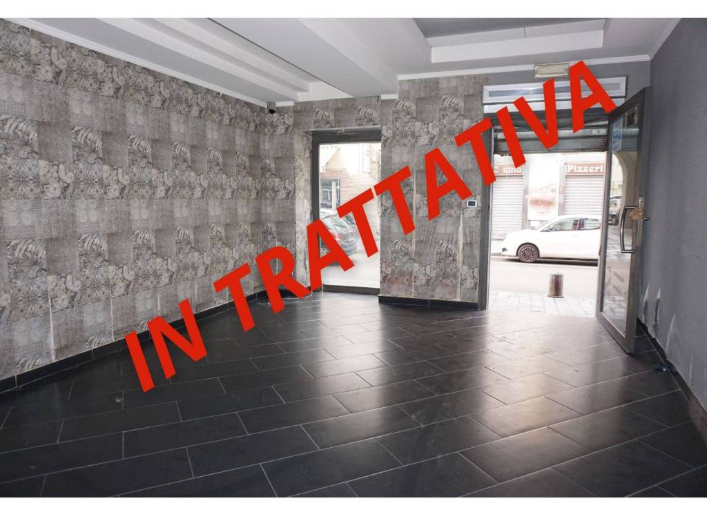 negozio in vendita a Casalnuovo di Napoli