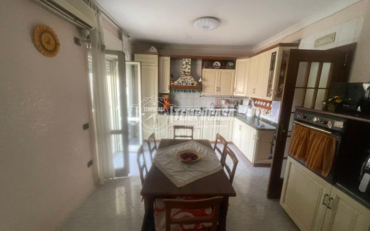 appartamento in vendita a Casalnuovo di Napoli