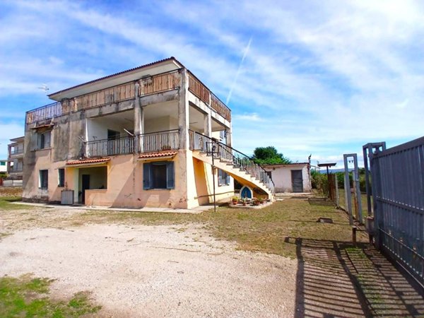 casa indipendente in vendita a Casalnuovo di Napoli