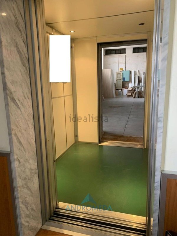 capannone in vendita a Casalnuovo di Napoli