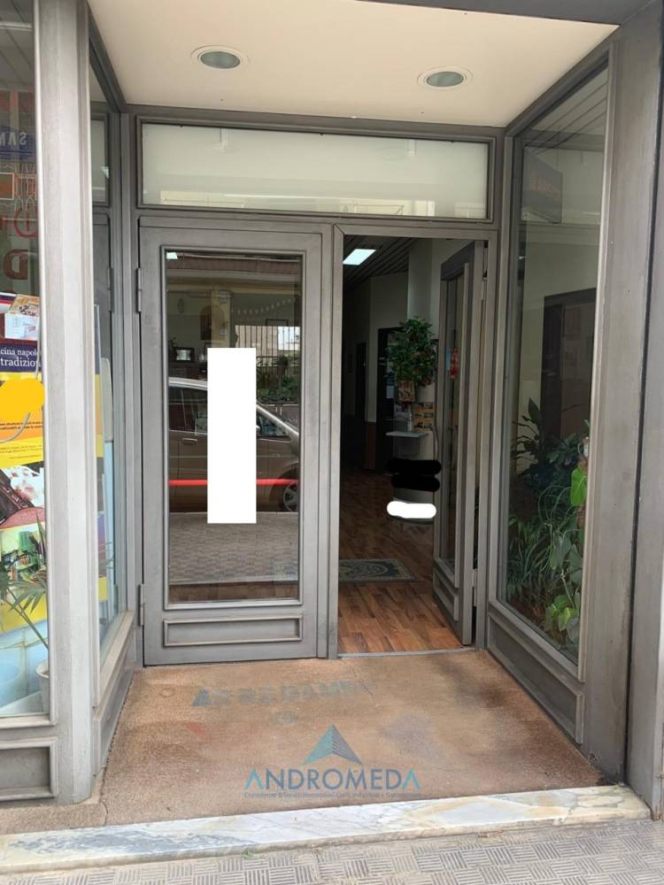 capannone in vendita a Casalnuovo di Napoli