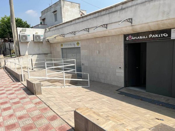 negozio in vendita a Casalnuovo di Napoli