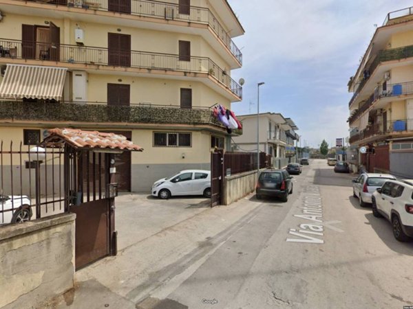 intera palazzina in vendita a Casalnuovo di Napoli