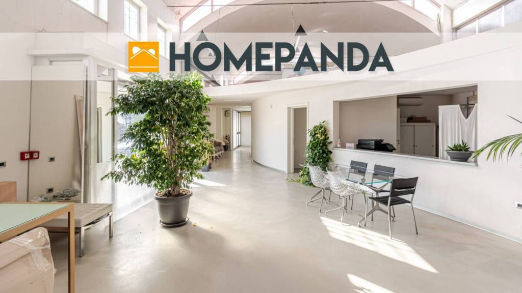 locale commerciale in vendita a Casalnuovo di Napoli