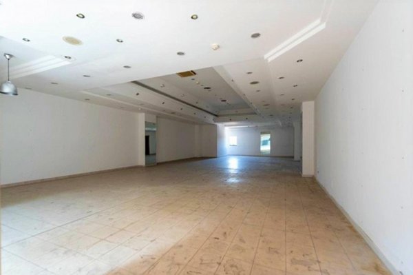 negozio in vendita a Casalnuovo di Napoli