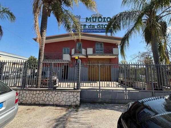 capannone in vendita a Casalnuovo di Napoli