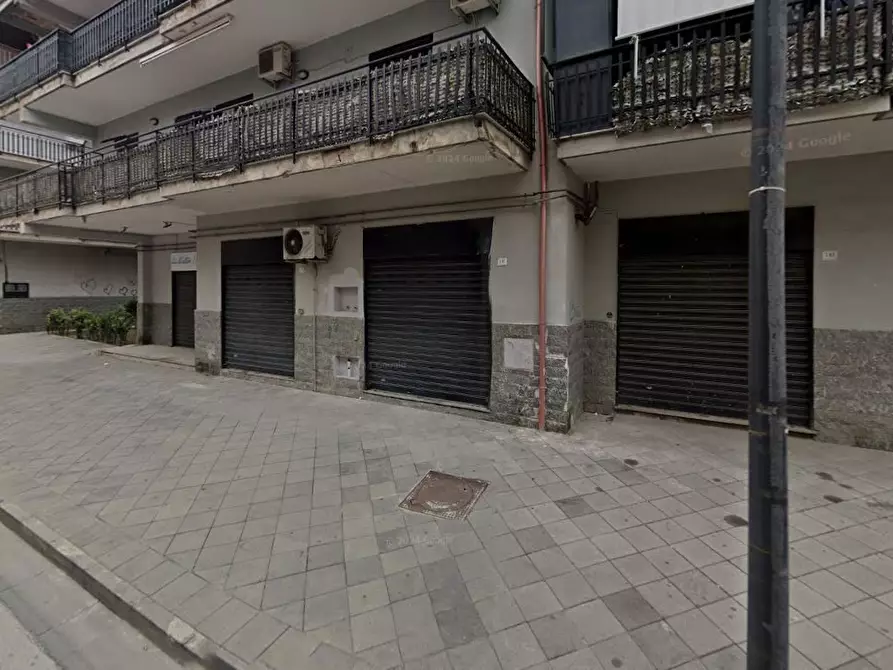 locale commerciale in vendita a Casalnuovo di Napoli