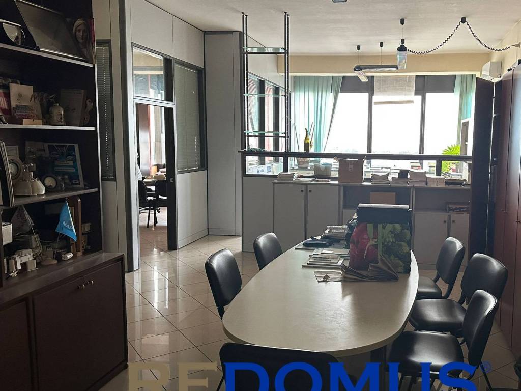 ufficio in vendita a Casalnuovo di Napoli
