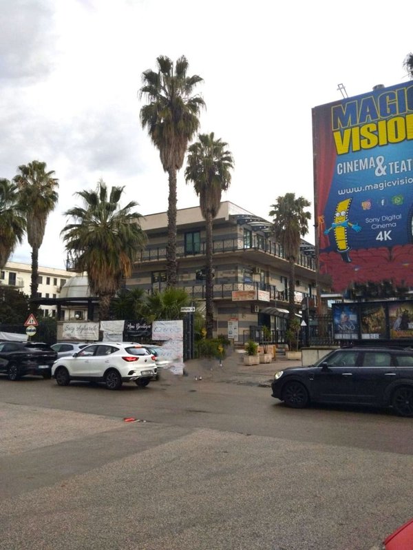 locale commerciale in vendita a Casalnuovo di Napoli