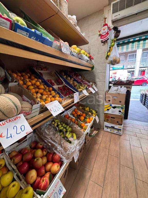 negozio in vendita a Casalnuovo di Napoli