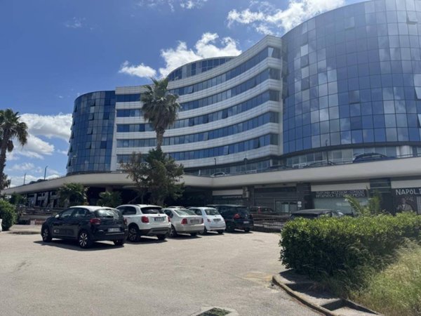 negozio in vendita a Casalnuovo di Napoli