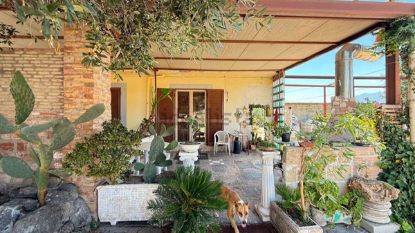 terreno edificabile in vendita a Casalnuovo di Napoli