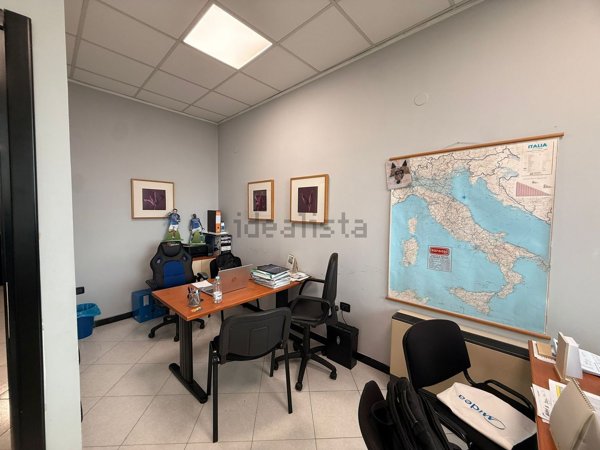 ufficio in vendita a Casalnuovo di Napoli in zona Tavernanova