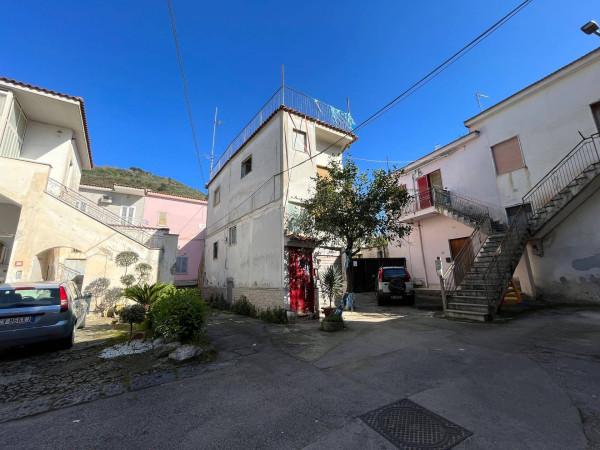 casa indipendente in vendita a Casamarciano