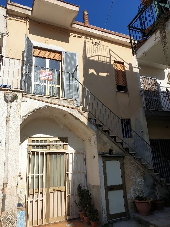 casa indipendente in vendita a Casamarciano
