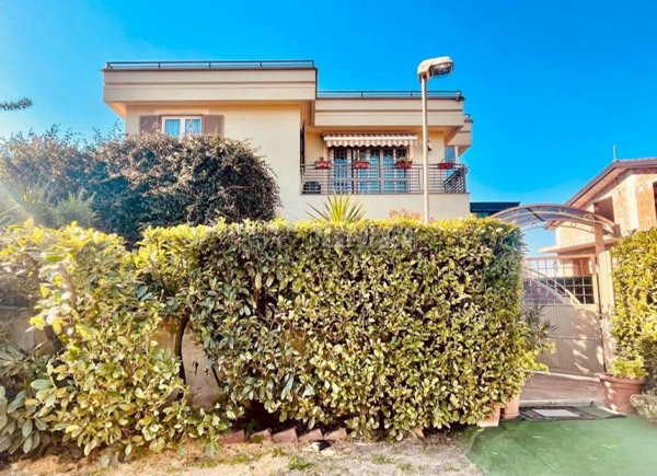 casa indipendente in vendita a Casamarciano