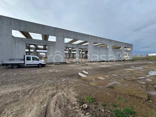 capannone in vendita a Casamarciano