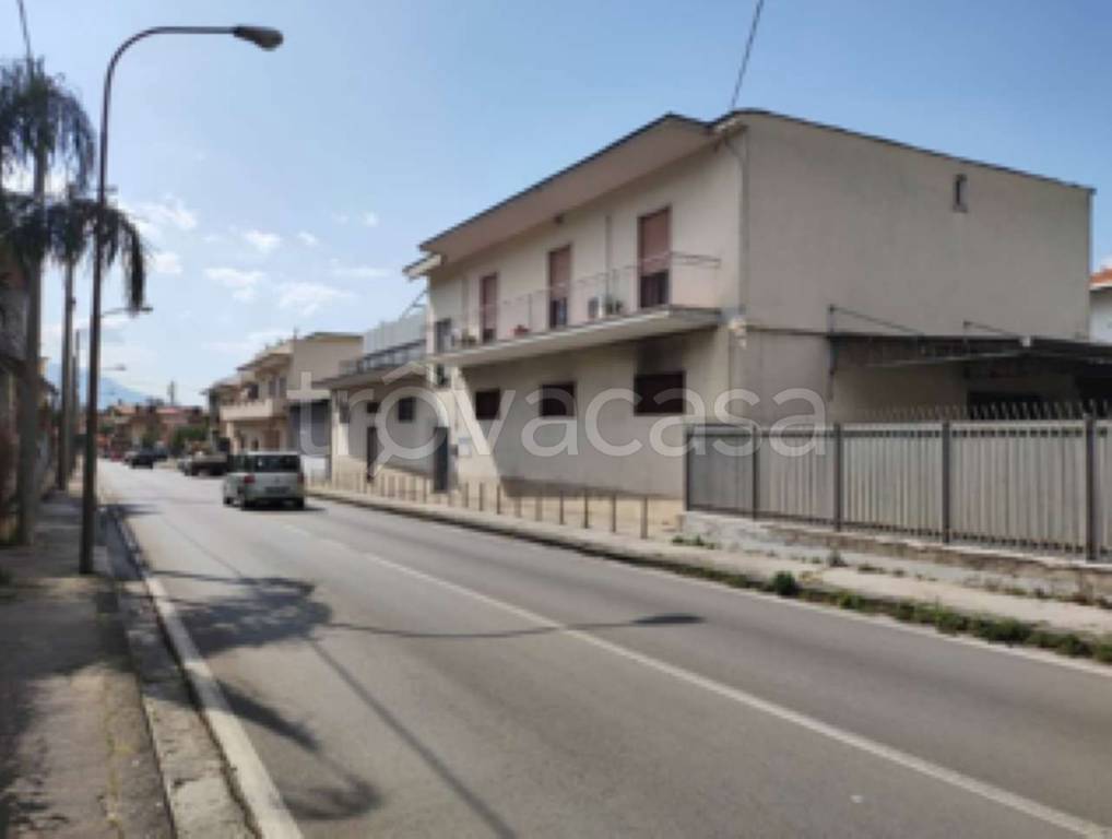 negozio in vendita a Casamarciano